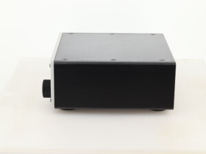 Benchmark LA4 Pre Amplifier - Silver - Image 3