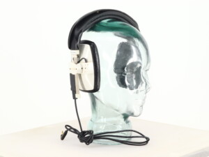 BeyerDynamic DT100 Headphones - Image 6