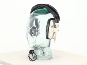 BeyerDynamic DT100 Headphones - Image 7