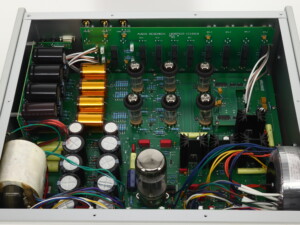 Audio Research REF6SE Pre Amplifier - Silver - Image 12