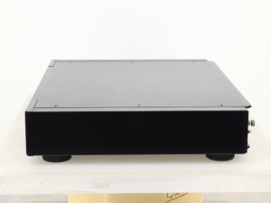 Rega Elex-R Integrated Amplifier - Image 3