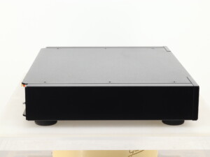 Rega Elex-R Integrated Amplifier - Image 5