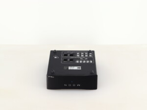 Moon by SimAudio 110LP V2 Phonostage - Black - Image 12
