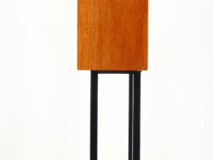 Linn Isobarik Sara Loudspeakers - Cherry & Stands - Image 3