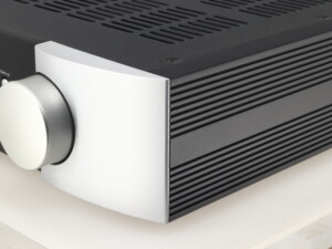 Moon by SimAudio Ace All-In-One Music Player - Image 6