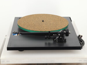 Rega RP3 Turntable - Black / Elys 2 Cartridge / NEO Power Supply - Image 3