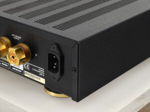Musical Fidelity A3CR Power Amplifier - Image 10