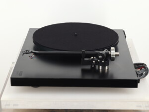 Rega Planar 3 Turntable (24v Motor Upgrade) / NEO Power Supply - Image 3