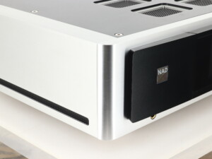 NAD M32 Integrated Amplifier - Image 7