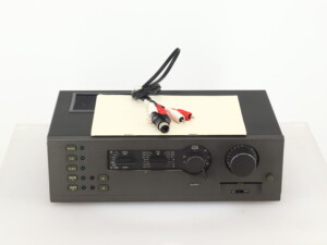 Quad 44 Pre Amplifier - Image 13