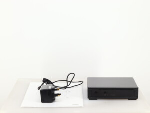Rega Planar 8 Turntable - White, no cartridge - Image 13