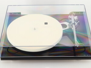 Rega RP10 Turntable - Black / Aphelion MC Cartridge - Image 7