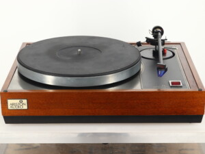 Ariston RD11S Turntable / Mission 774 Tonearm / Ortofon 2M Blue Cartridge