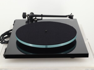 Rega Planar 3 Turntable - Black / NEO Power Supply / Ortofon 2M Black Cartridge - Image 5