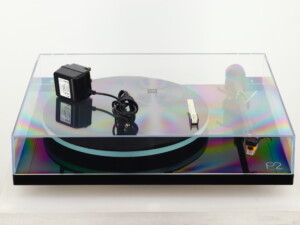 Rega Planar 2 Turntable / Nagaoka MP110 Cartridge - Gloss Black - Image 13