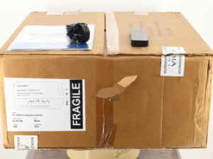 Audia Flight FL3 S Integrated Amplifier - Black - Image 13