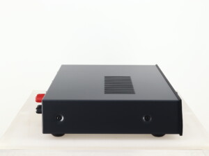 Arcam FMJ A19 Integrated Amplifier - Image 5