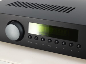 Arcam FMJ A19 Integrated Amplifier - Image 11