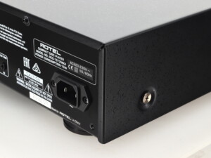 Rotel RCD-1572 MKII CD Player - Black - Image 10