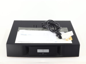 Linn Majik 140 Aktiv Floorstanding Speakers / Linn Majik 4100 Power Amplifiers - Black - Image 13