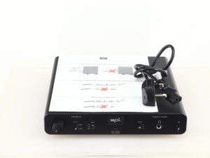 SPL Phonitor SE Headphone Amplifier - Black - Image 12