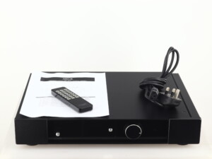 Rega Elex-R Integrated Amplifier - Image 13