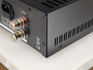Astin Trew AT2-2100 Integrated Amplifier - Black - Image 8