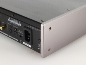 Teac UD-501 Digital Analogue Converter - Black - Image 10