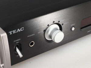 Teac UD-501 Digital Analogue Converter - Black - Image 12