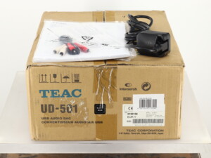 Teac UD-501 Digital Analogue Converter - Black - Image 13