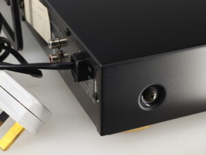 Denon TU-260L FM/AM Tuner - Image 8