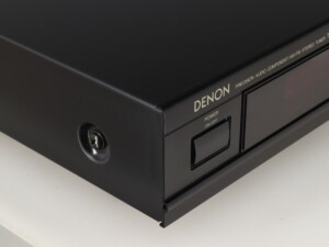 Denon TU-260L FM/AM Tuner - Image 9