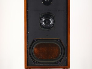Linn Isobarik Standmount Speakers & Stands - Walnut