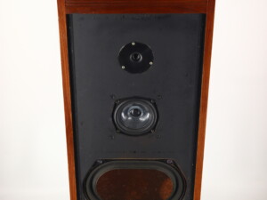 Linn Isobarik Standmount Speakers & Stands - Walnut - Image 11