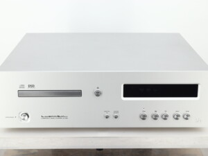 Luxman D-03X CD Player