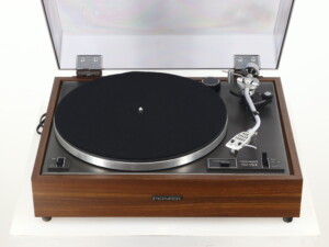 Pioneer PL-12D Turntable